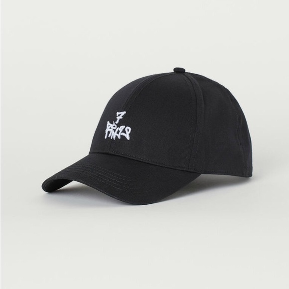 ariana grande baseball cap